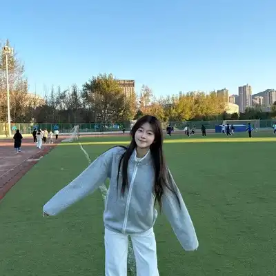 谭巧